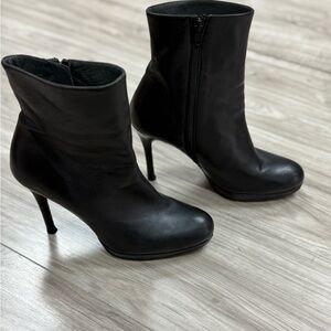 Stuart Weitzman Black Women's Ankle Boots